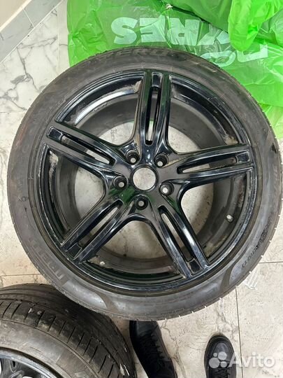 Шины и диски разноширокие Porsche Panamera r20