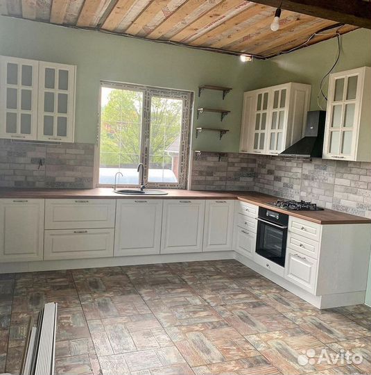 Кухня до потолка на заказ