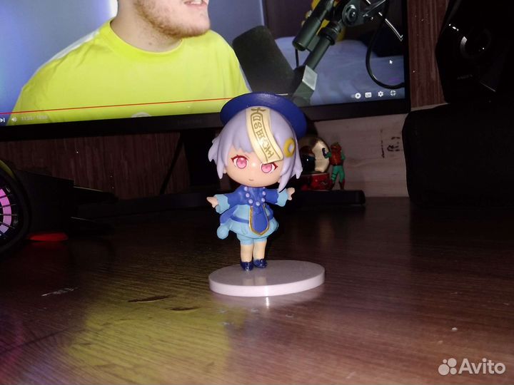 Фигурка из гейшин импак