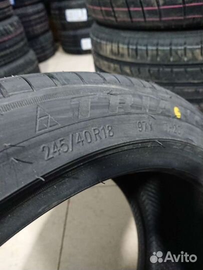 Triangle Sports TH201 245/40 R18