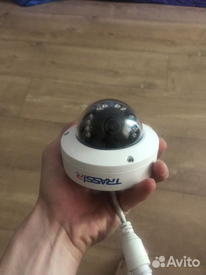 Камера видеонаблюдения купольная