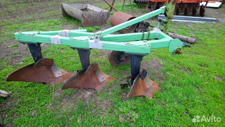 Плуг Bomet U030/3, 2016