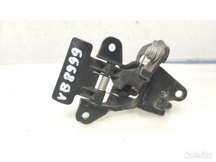 Крюк капота audi A3 8L