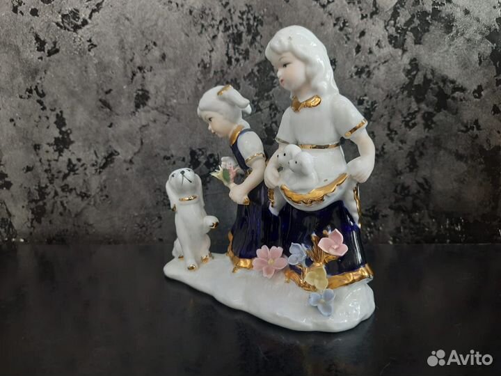 Фарфоровые статуэтки