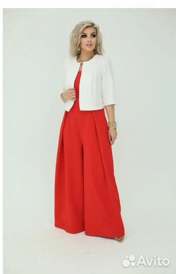 Костюм женский