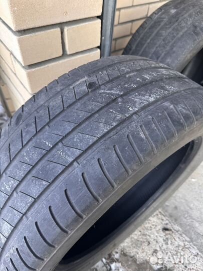 Bridgestone Alenza 001 275/45 R20 и 305/40 R20 112