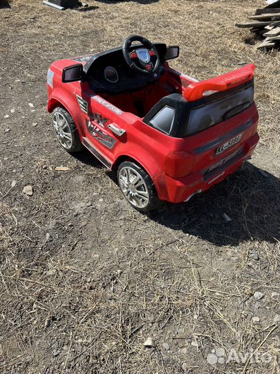 Детский электромобиль