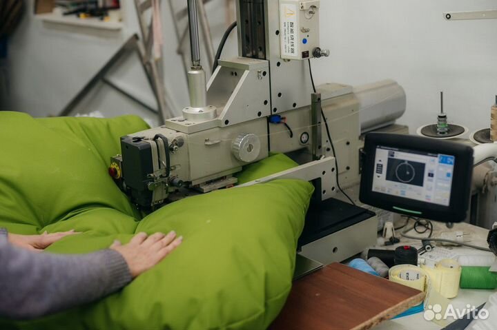 Кресло из ротанга / уличная мебель