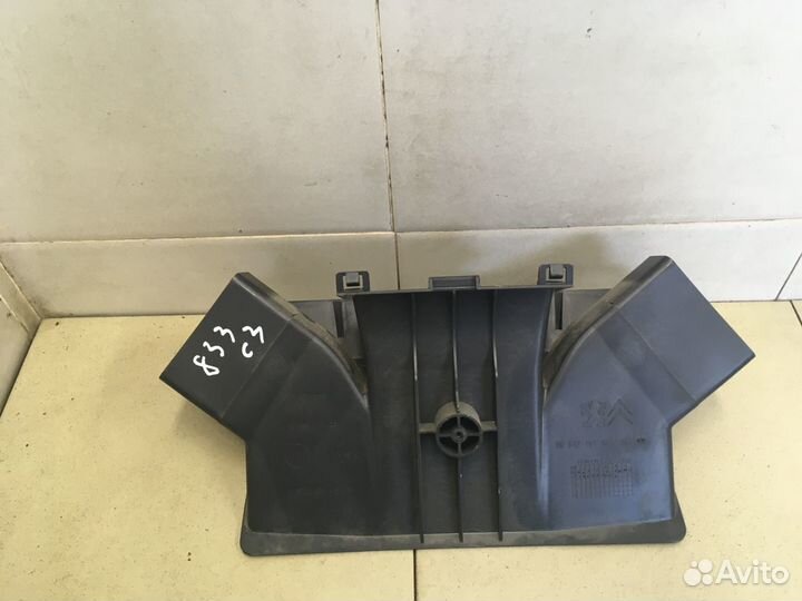 Воздухозаборник (внутри) C3 2009-2016