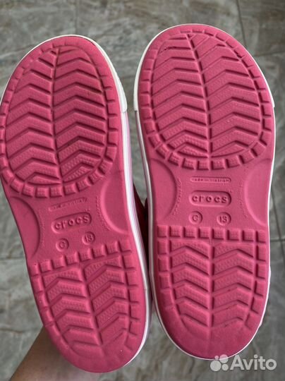 Сандали для девочки crocs