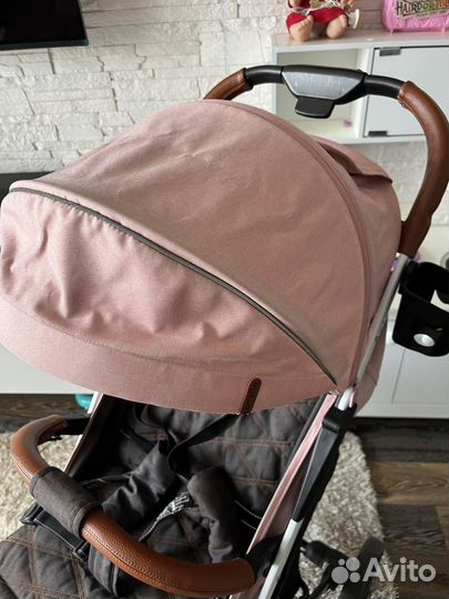 Прогулочная коляска carrello astra