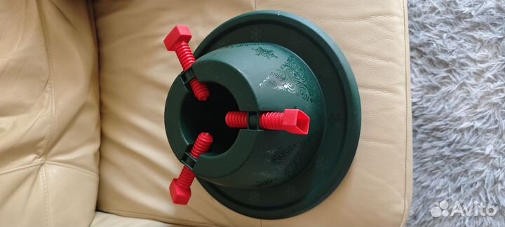 Подставка для ёлки с резервуаром для воды