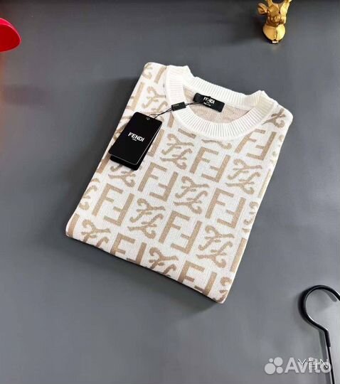 Футболка fendi