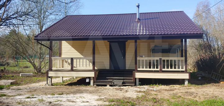 Дом 54 м² на участке 4 сот.