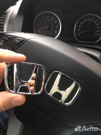 Эмблема на руль Honda, Шильдик