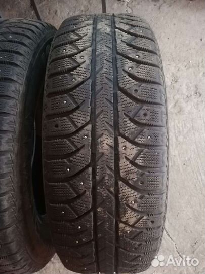 Bridgestone Ice Cruiser 7000 225/65 R17