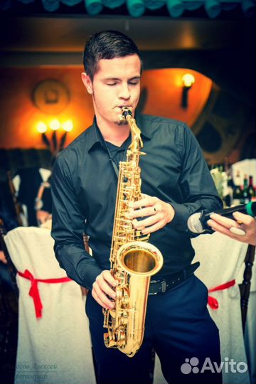 Профессиональный саксофонист на праздник и торжест