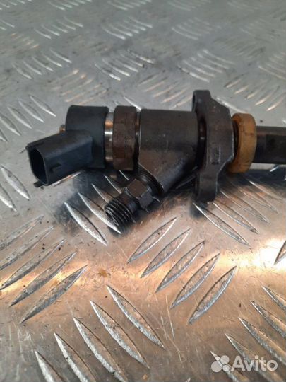 Форсунка Peugeot 307 1.6 9HZ 2006