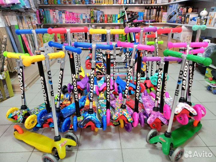 Самокат детский трехколесный