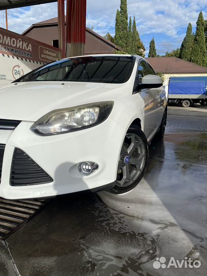 Ford Focus 1.6 МТ, 2012, 190 000 км