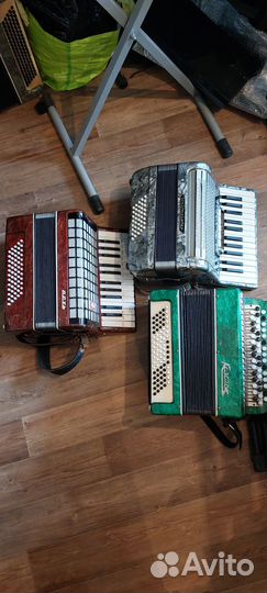Аккордеон немецкий 1\2 баян для обучения
