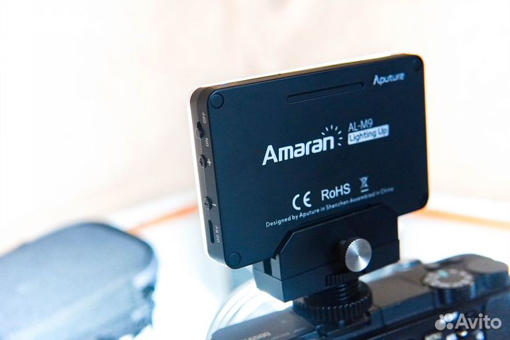 Накамерный свет светодиодный Aputure Amaran AL-M9