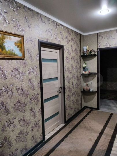 2-к. квартира, 57 м², 2/5 эт.