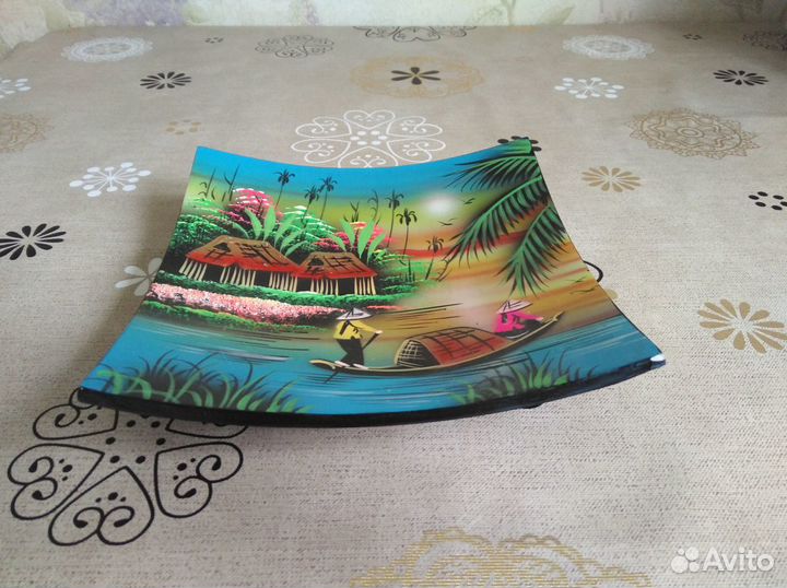 Картина декоративная тарелка и каллы