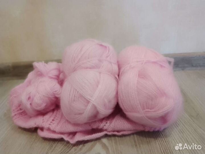 Большой пакет хорошей пряжи и спиц