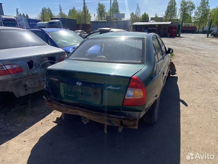 Hyundai accent в разборе