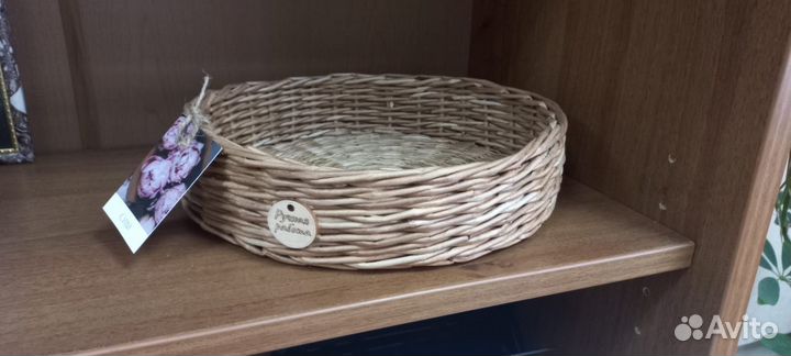 Плетеный поднос из эколозы