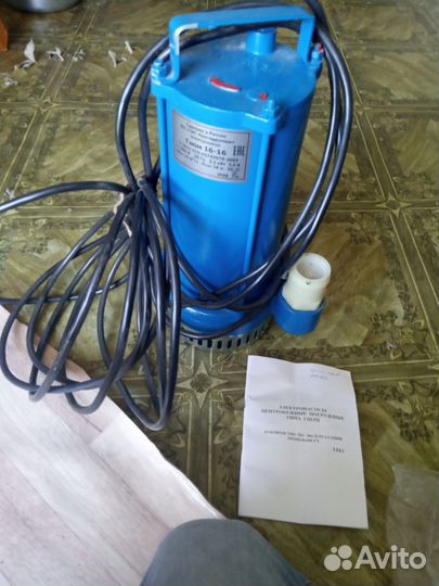 Погружной дренажный насос гном 16-16 380В