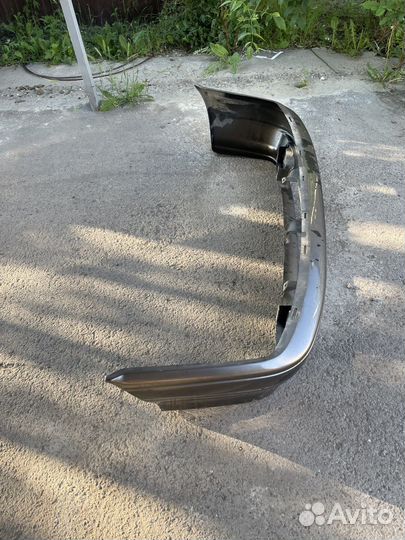 Продаю бампер 2114