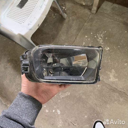 Фара противотуманная правая BMW 5 E39