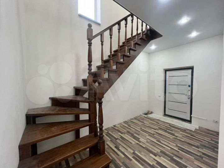 Дом 170 м² на участке 7,5 сот.