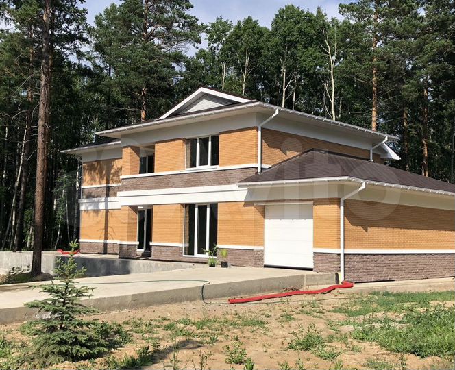 Дом 321 м² на участке 20 сот.