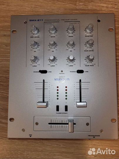 Микшерный пульт