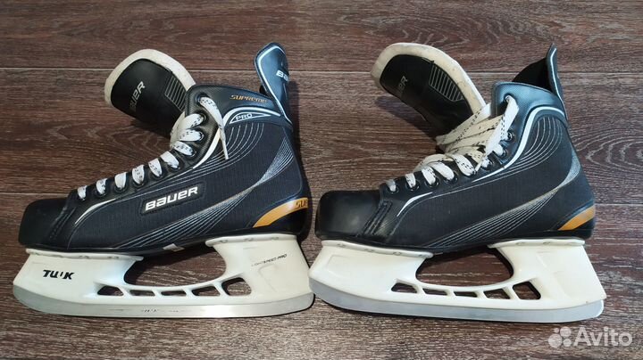Хоккейные коньки bauer