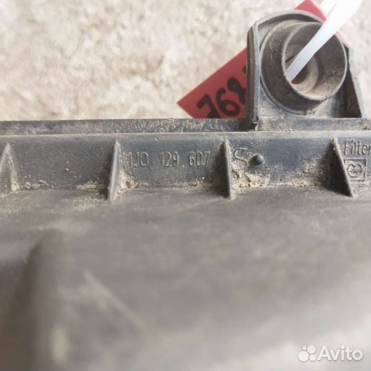 Корпус воздушного фильтра Skoda Octavia A4