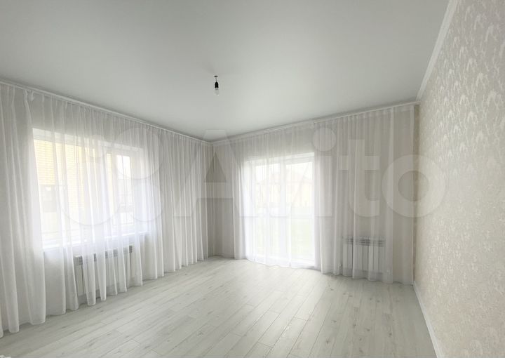 Дом 130 м² на участке 5 сот.