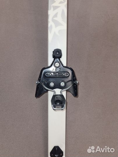 Беговые лыжи детские с ботинками и палочками