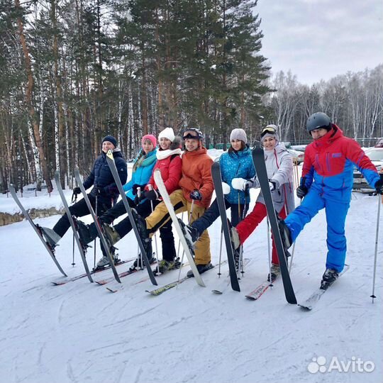 Инструкторы по горным лыжам и сноуборду