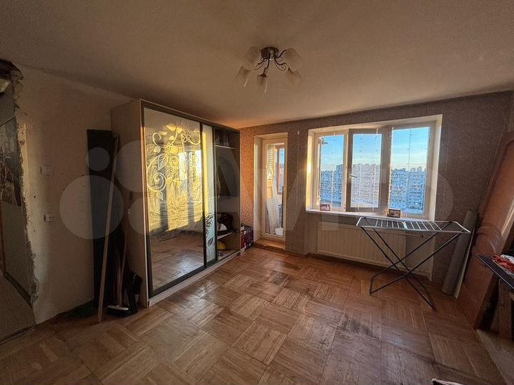 2-к. квартира, 50 м², 10/13 эт.