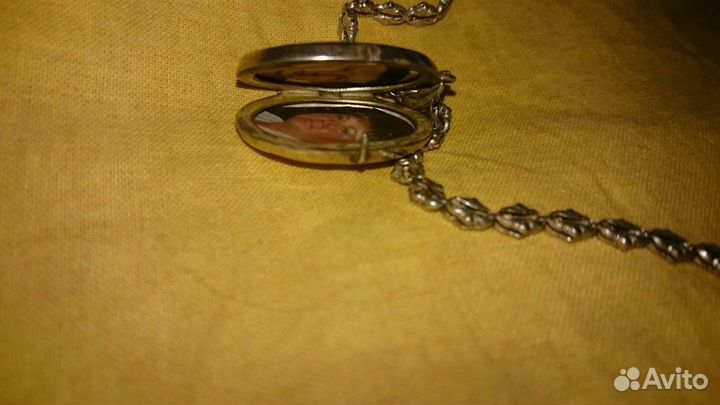 Медальон из серебра 925