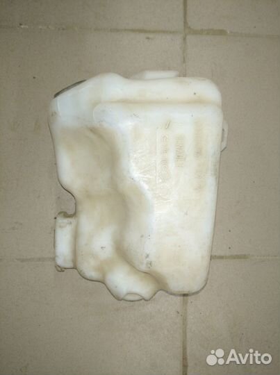 Бачок стеклоомывателя Renault Megane 2