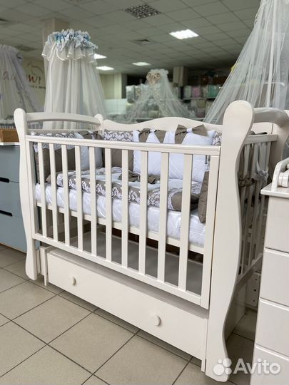 Детская кроватка