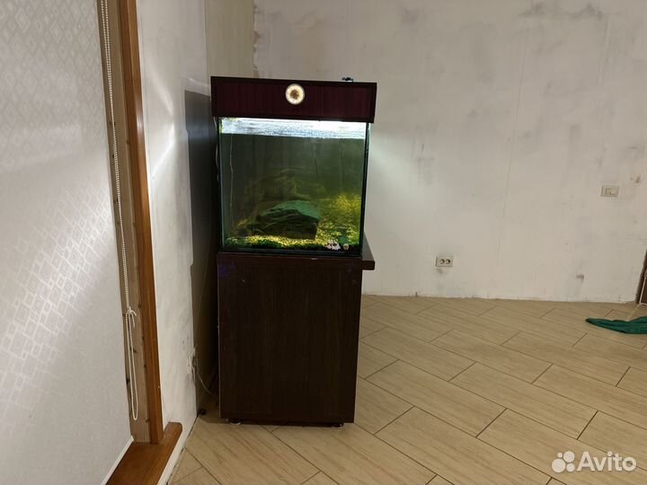 Аквариум с тумбой, 450 л