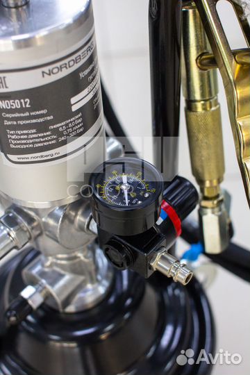 Установка пневматическая для раздачи густой смазки