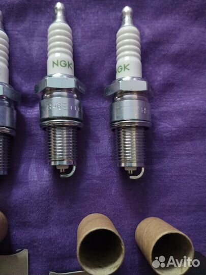 Свечи NGK4