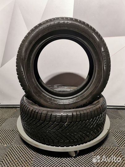 Pirelli Cinturato Winter 2 235/55 R17 103V